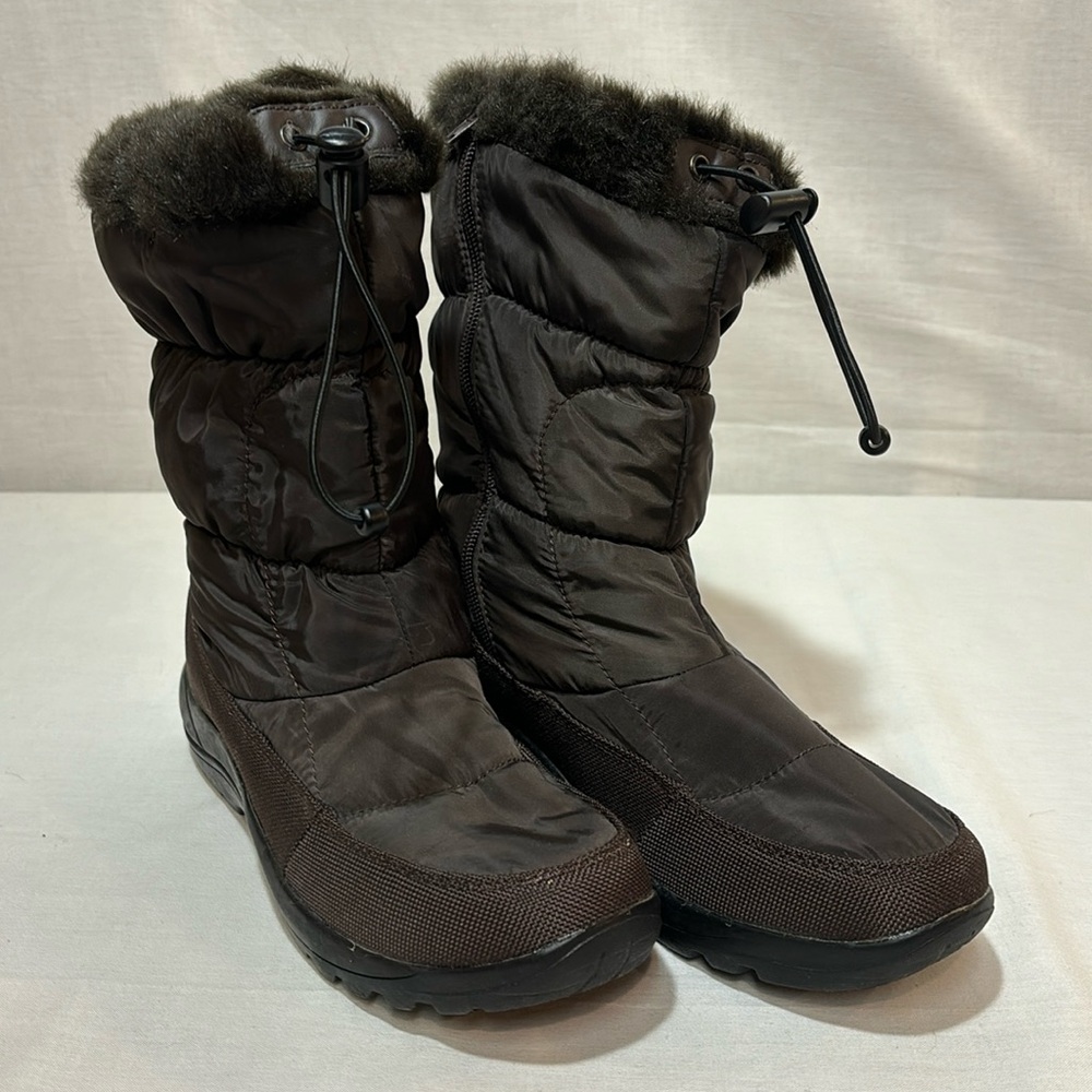 Snow Boots